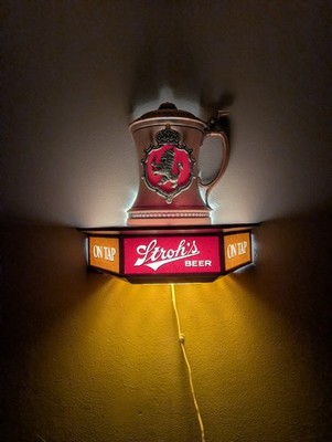 Vintage Strohs Beer Lighted Stein Mug Sign 