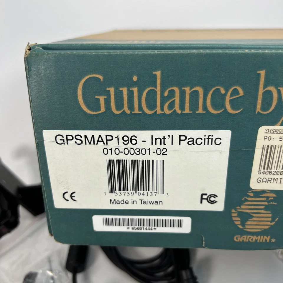 Garmin GPSMAP 196 Aviation Portable GPS Bundle & AutoMount Kit & Accessories - Image 4 of 4