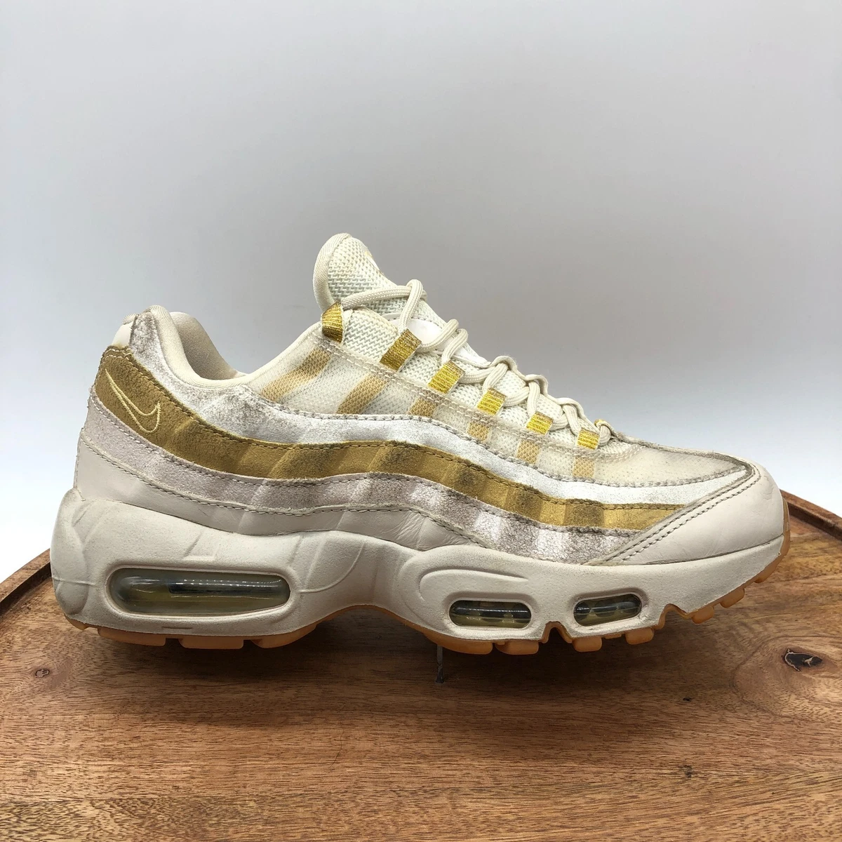 Nike air max 95 white cheap gold