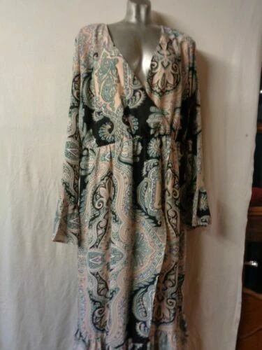 Boohoo Plus Size Dresses for Women