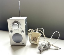 TIVOLI AUDIO iPAL Henry Kloss Portable AM/FM Radio