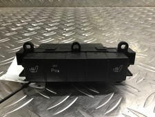 Schalter für Sitzheizung Mercedes-Benz A-Klasse (W176) Sitzheizungsschalter Schalter für Sitzheizung Mercedes-Benz A-Klasse (W176) Sitzheizungsschalter