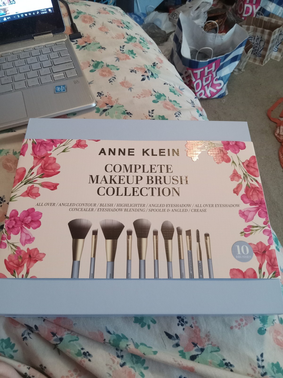NWOT Anne Klein Complete Makeup Brush Set 10-Piece Collection  