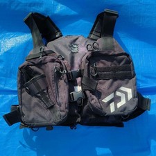 DAIWA Giubbotto da Pesca Nero Giacca Galleggiante