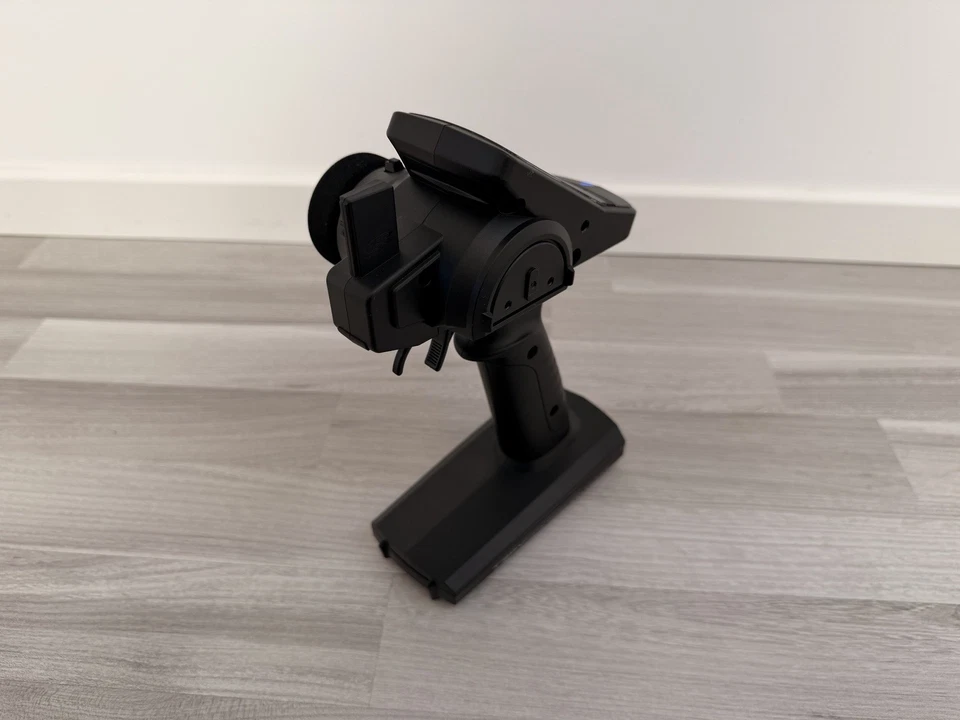 Futaba T3PV 2,4 GHz Fernsteuerung Empfänger - 3-Kanal Sender - Anleitung - Bild 3 von 4