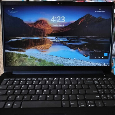 Lenovo IdeaPad 15AMN7 Laptop AMD Ryzen 7320U 8GB RAM 256GB SSD  PCIe NV