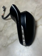 2013 2014 Ford Fusion Driver Side LH Heated Mirror Assembly Black BT-paint Color