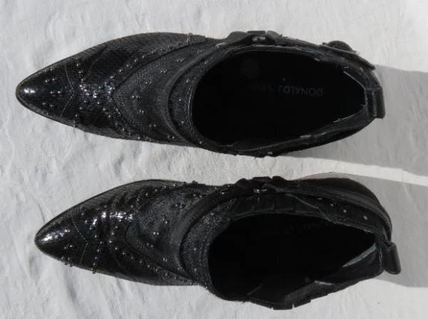 DONALD J PLINER US 7M Cuero Negro Pelo de becerro DESTA Botines Tachonados Zapatos Foto 2 de 4