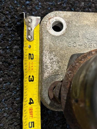 OEM Ford Motor Mount for Cummins Diesel Engine F3HT-6096-CB - Picture 5 of 7