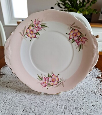 Queen Anne Bone China Kuchenplatte / Servierplatte, hellrosa & weiß mit Blumen