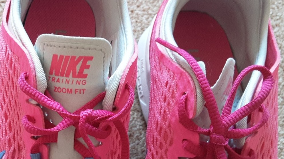 nike pink running trainers