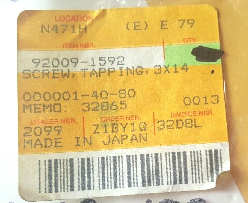 kページ Kawasaki ZX1200,KLX450,VN1700 NOS 3X14 Tapping Screw 92009