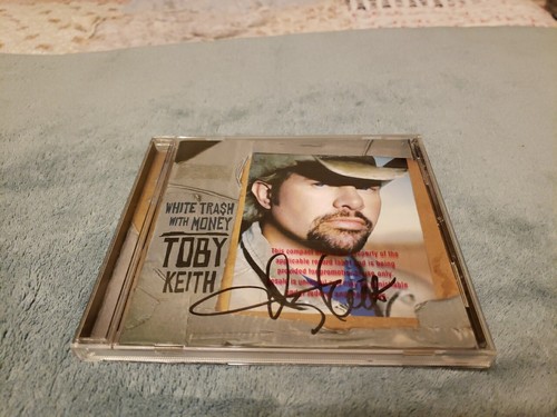 TOBY KEITH Autographed "White Trash With Money" CD Booklet Signed