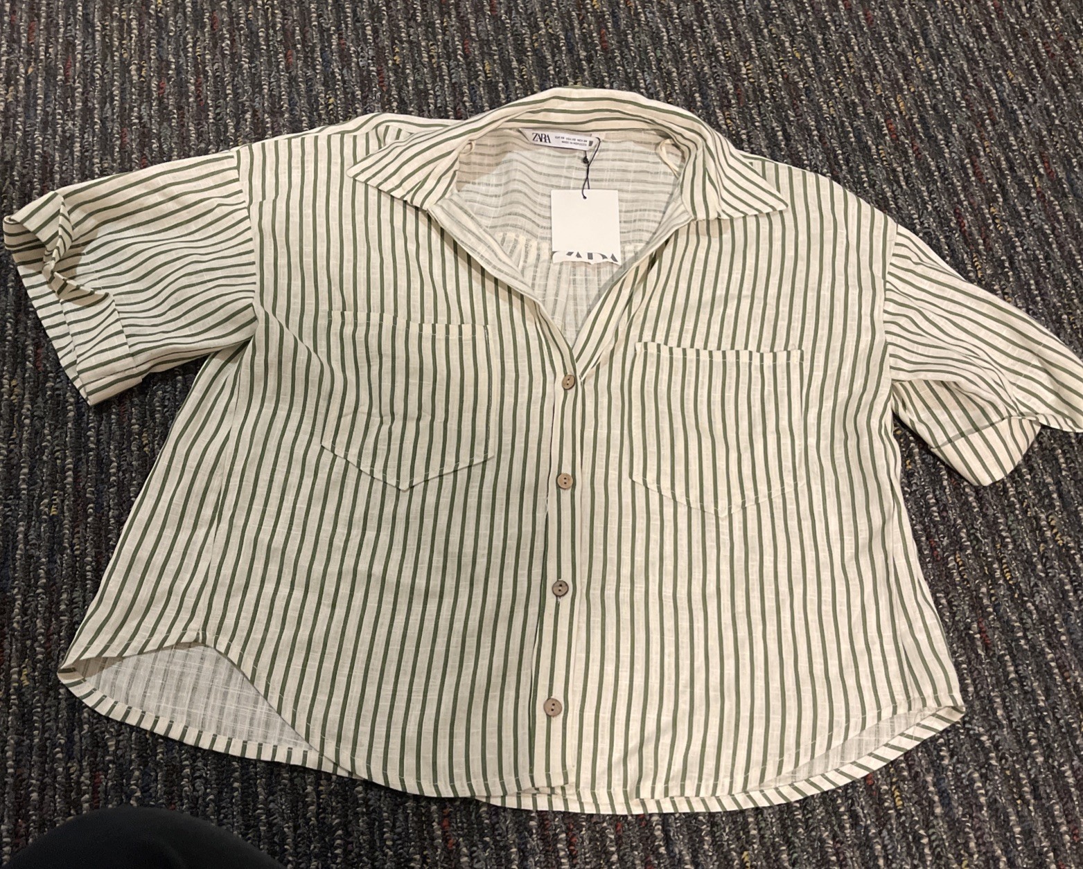 NWT ZARA Classic Short Sleeve Striped Linen Blend Shirt Size XS Green