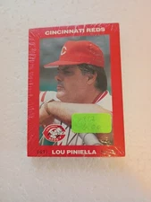 Kahn's Cincinnati Reds factory sealed baseball card set