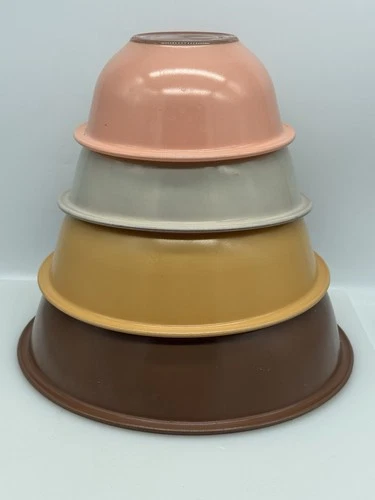 Vintage PYREX Autumn Rainbow Mixing Nesting Bowl 4 Piece Set 322, 323, 325, 326