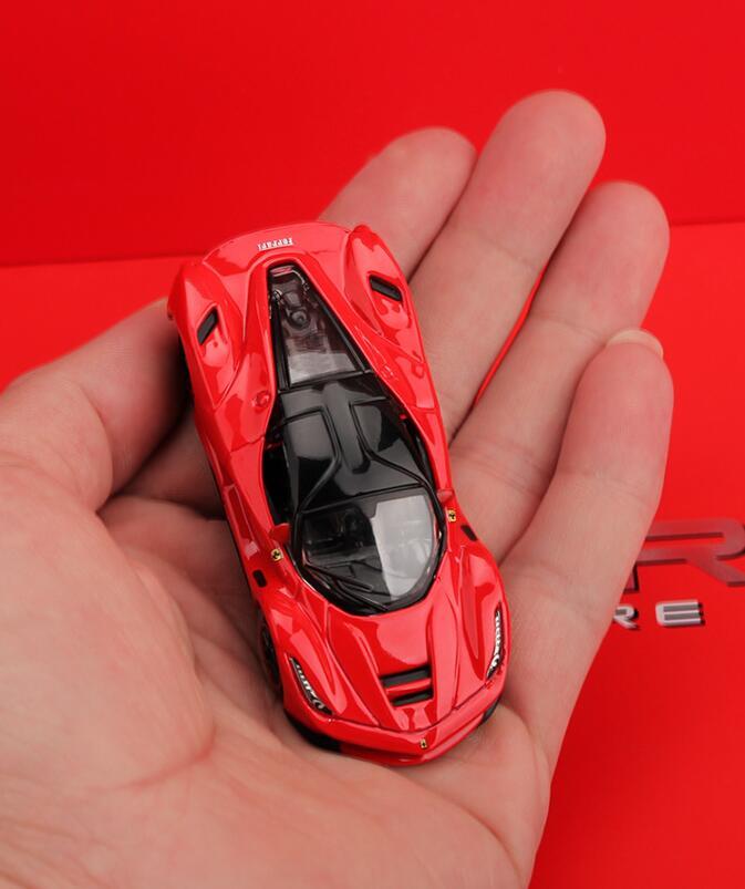 New Bburago 1:64 Ferrari Laferrari Red Race & Play Diecast Metal