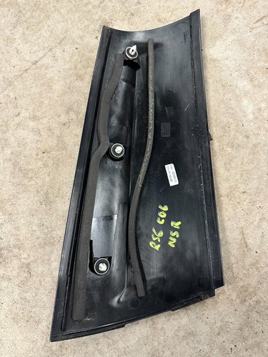 MINI R56 R57 1.6 One Brillo Negro C Pilar Exterior Borde Pasajero Izquierdo 7146101 - Imagen 7 de 11