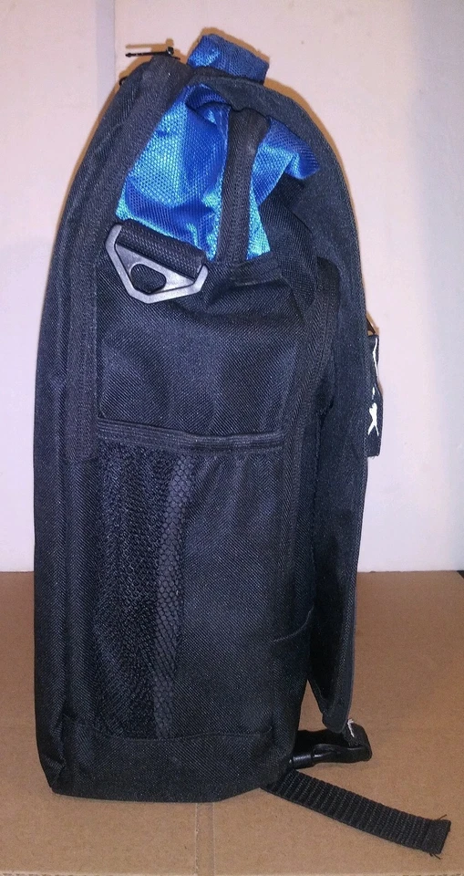 Bolso Slazenger para computadora con logotipo de dominó con correa para el hombro Foto 4 de 4