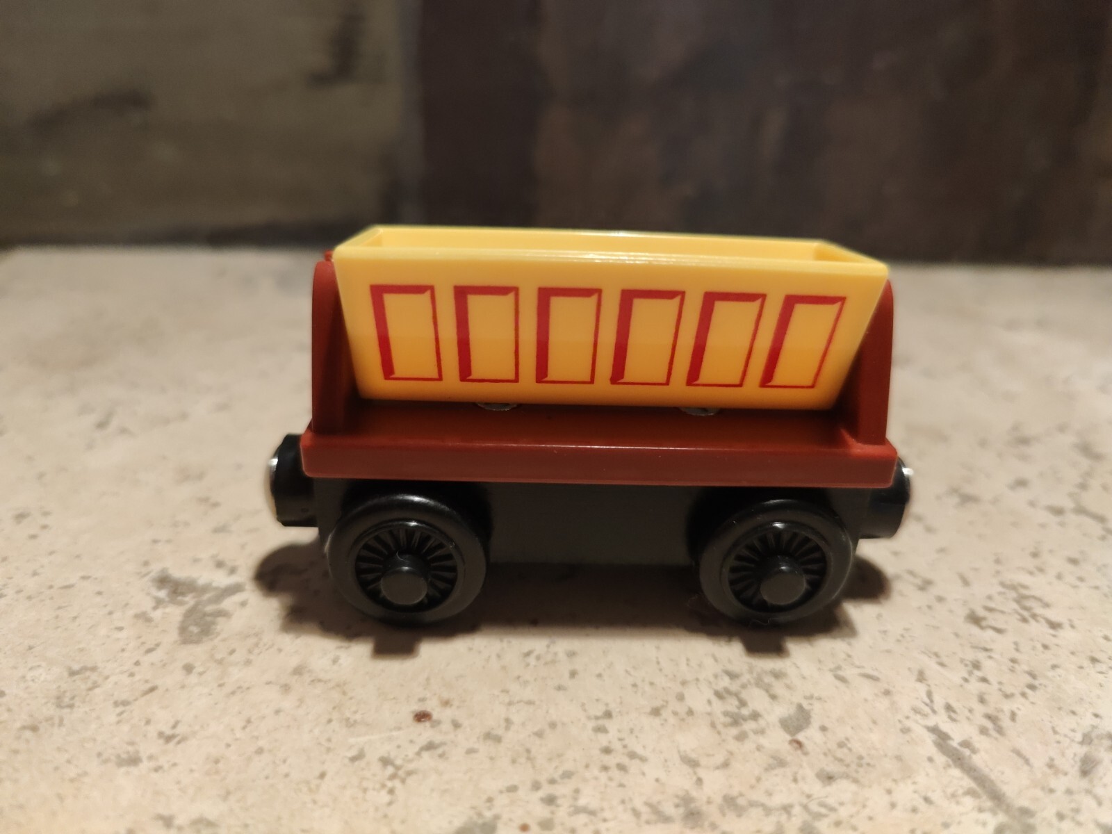 Vintage Thomas & Friends Wooden Railway Train Tank Engine Dumper