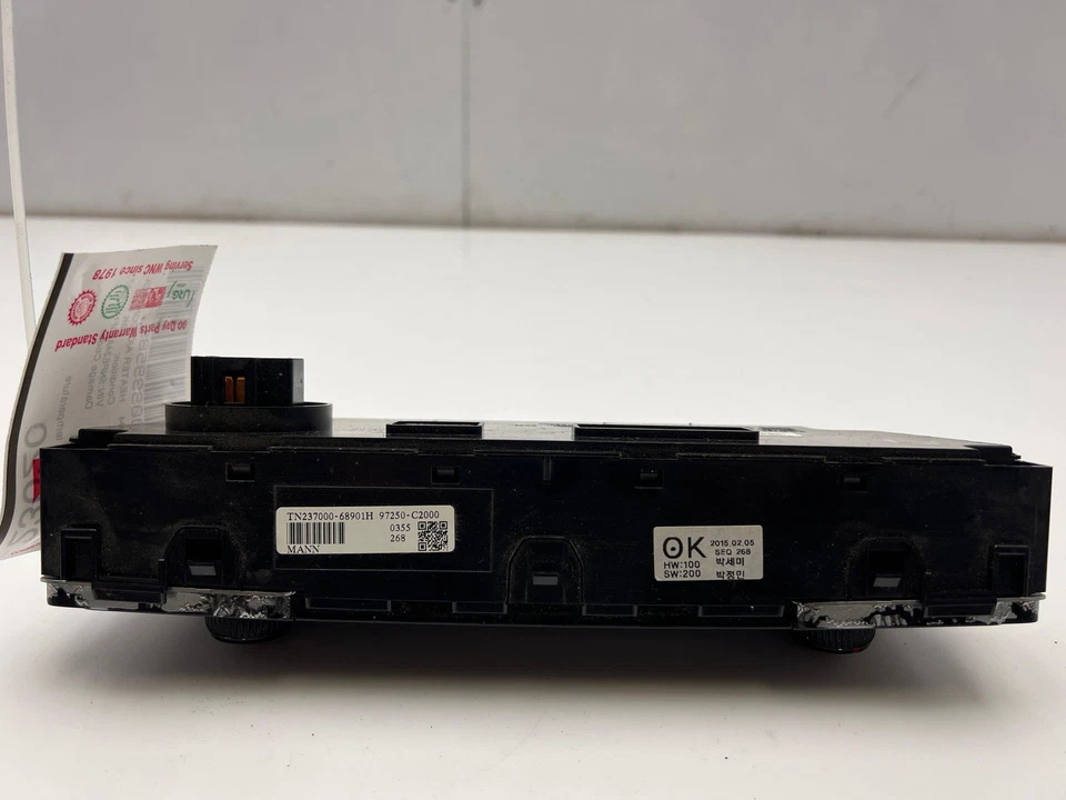 15 - 17 Hyundai Sonata Temperature Controls Manual w/o Heated Seats 97250C2000 - Image 2 of 4