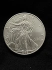 1998 UNITED STATES MINT ONE OUNCE AMERICAN .999 FINE SILVER EAGLE DOLLAR COIN