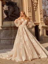 Abito da sposa con applicazioni a fiori spalle scoperte manica a sbuffo abiti da sposa a cuore
