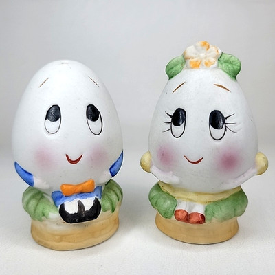 Lefton Humpty Dumpty Anthropomorphic Eggs Pre-Great Fall Salt & Pepper Shakers