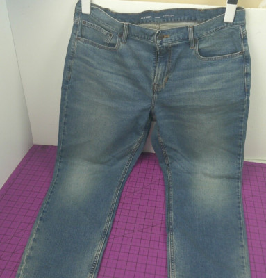 Old Navy Athletic Taper BuiltIn Tough Built-In Flex Blue Jeans Men's 38x30 Denim