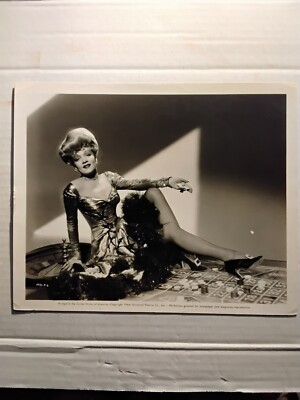 Marlene Dietrich Vintage 1944 8x10 Photo Pittsburgh Gambling Gold Dress | eBay Marlene Dietrich Vintage 1944 8x10 Photo Pittsburgh Gambling Gold Dress | eBay