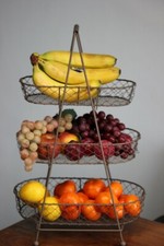 Etagere "Cicero" aus Metall♥Körbchen-Etagere♥Körbe aus Metall♥Obst-Etagere