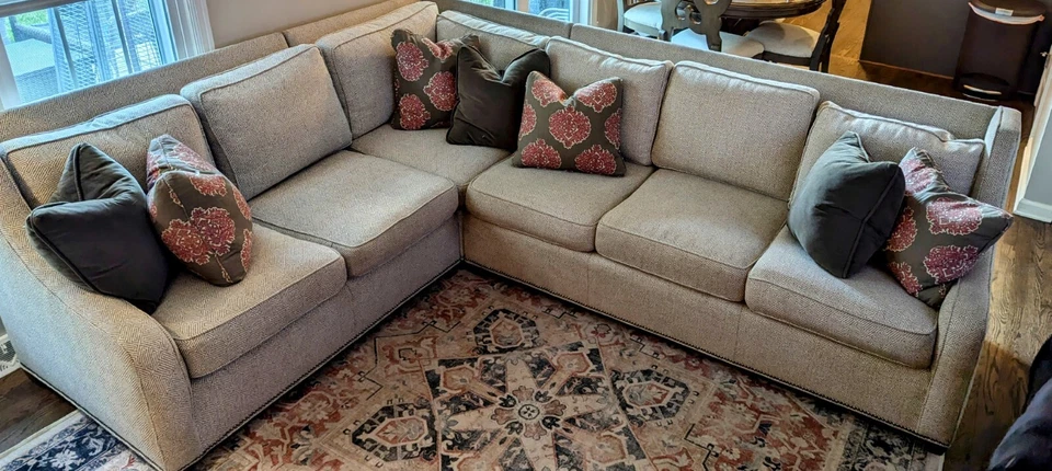 3 Piece, 9 x 6 High-end sectional couch; Professionally maintained  - Image 4 of 4