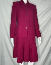 BEAUTIFUL St John collection Marie Grey magenta jacket skirt suit size 8 10
