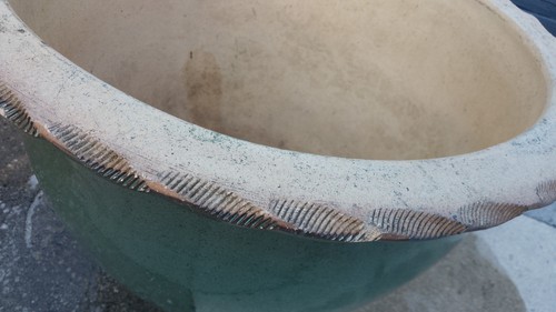 large Green ceramic frost proof patio pot. - Picture 5 of 8