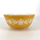Vintage Pyrex Mixing Bowl #403 Butterfly Gold 2-1/2 Qt 1970’s