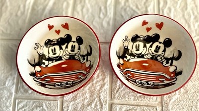 Disney Mickey and Minnie Mouse 4.75  Tidbit Bowls  Hello Love .  Set Of 2