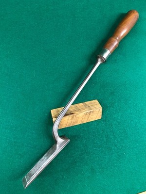 Vintage 1 1/4'' Gooseneck  / Craneneck Bevel Edge Tang Chisel