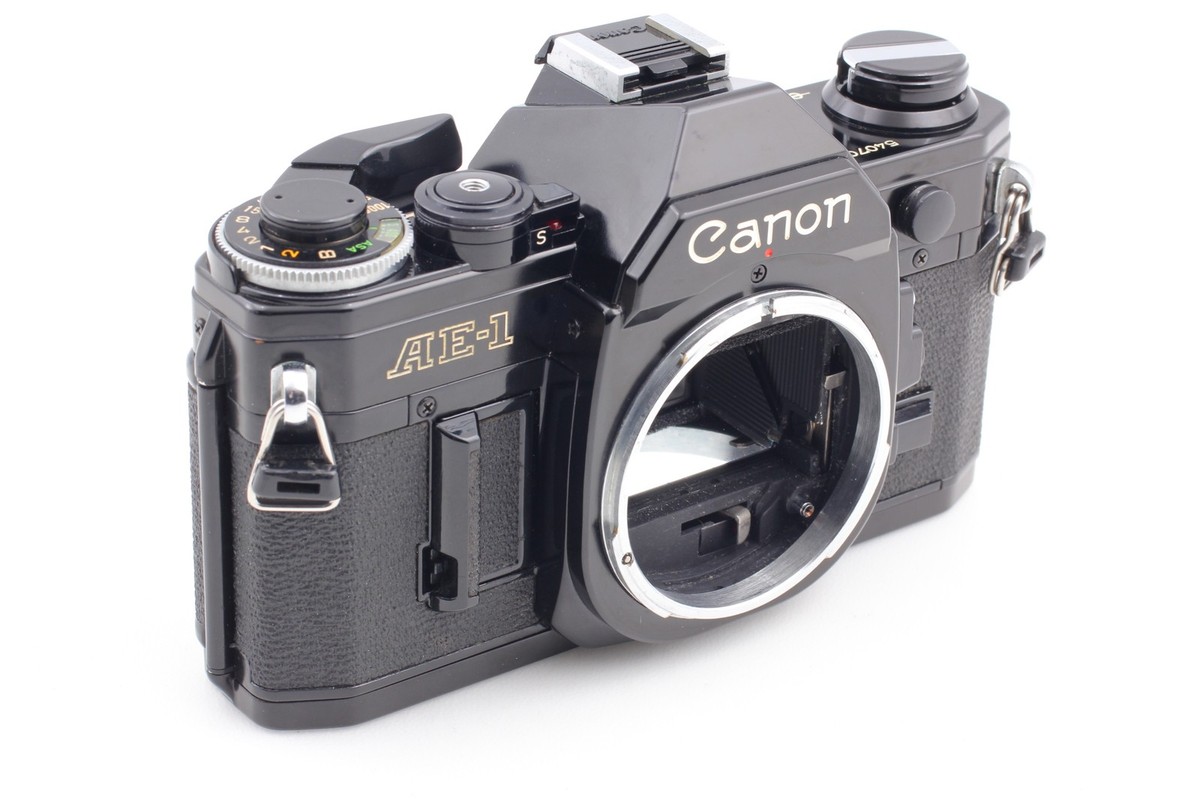 CANON AE-1 ブラック ボディ #132-4 Amazon | Canon AE-1 35mmフィルムカメラ 50mm 1:1.8レンズ付き
