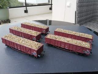 LOT 5 WAGONS HO TOMBEREAUX A BOGIES TYPE Tyw du P.L.M. REFERENCE NON DETERMINEE