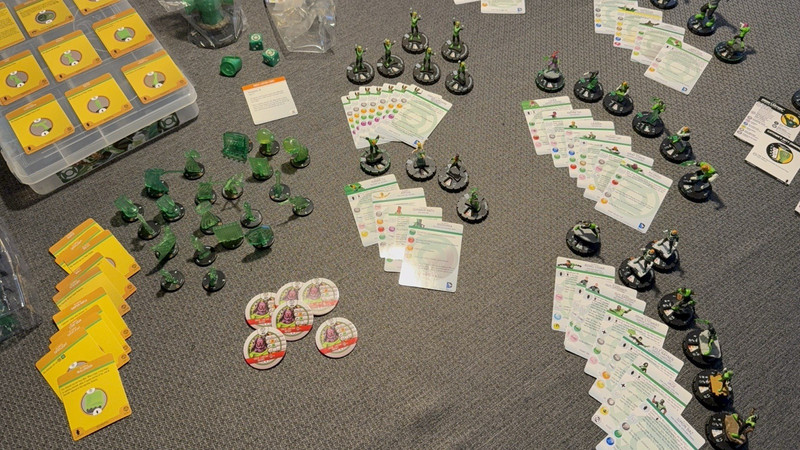 2021 WizKids HeroClix DC WW 80th #073 Jessica Cruz (Chase) + Green Lantern lot