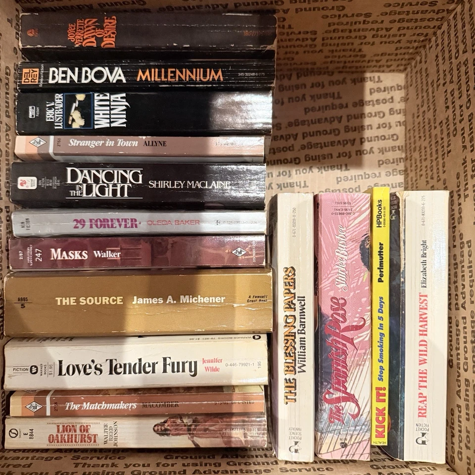 30+ Vintage 1970s Various Fiction Mass Market Paperback Book Lot C8 - Image 3 of 4