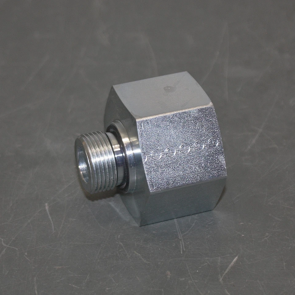 Encaixe redutor Parker RI3/4EDX11/4CF, 3/4" x 1-1/4" tubo BSPP, porta Ermeto DIN - Imagem 3 de 4