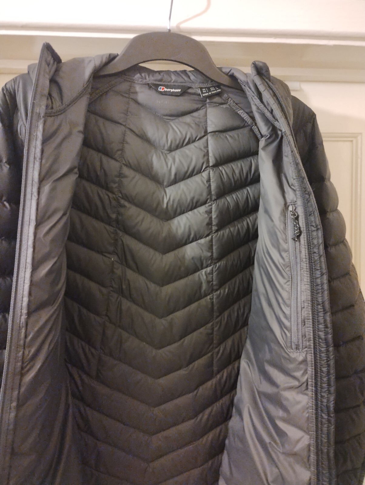 Berghaus Mens Tephra Jacket Medium Stretch Reflect Down Insulated Black