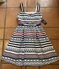 New $118 Guess Cutout Sleeveless Geometric Print Dress Women’s Size 2, NWT