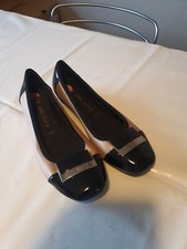 Anne Klein UK5 Two Tone Ballet Flats Black Beige
