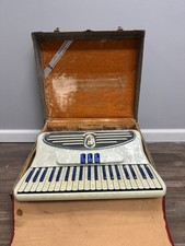 Guilietti S32 Vintage Accordion Pearl and Blue SN 2269-Made In Italy