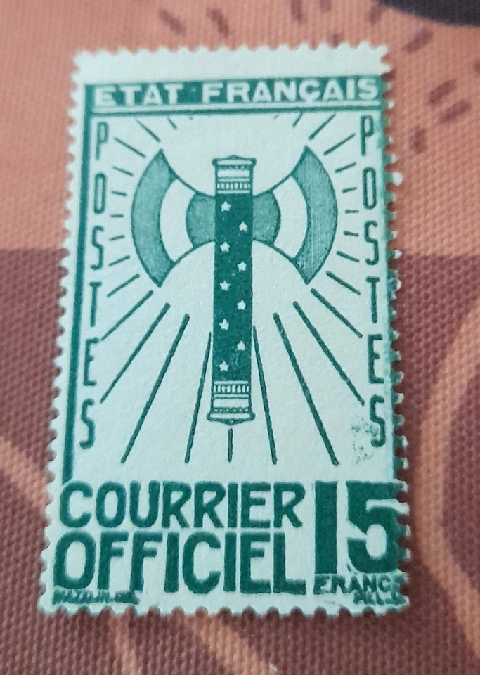 TIMBRE DE SERVICE N°14 FRANCISQUE 15F VERT NEUF* SUPERBE - Photo 1/2