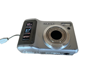 SAMSUNG S1030 Compact Digital Camera With 2gb SD Memory Card 10.1MP