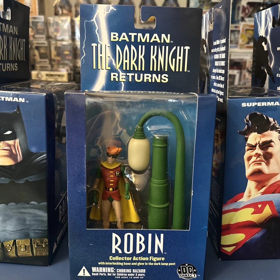 DC Direct Frank Miller’s The Dark Knight Returns Set of 4 Action Figures New - Image 4 of 4