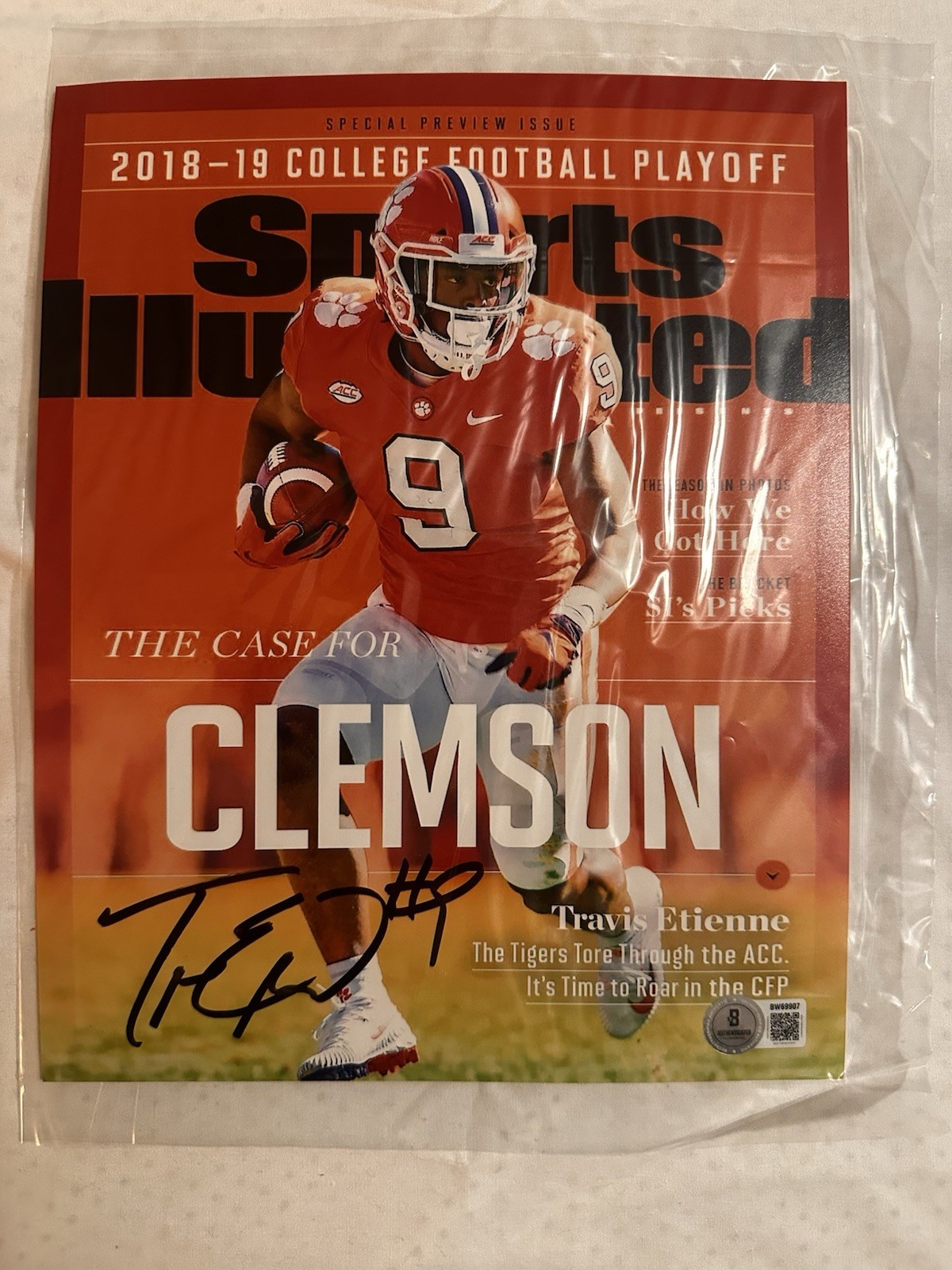 Travis Etienne Autographed Sports Illustrated ClemsonCoverBeckett COA